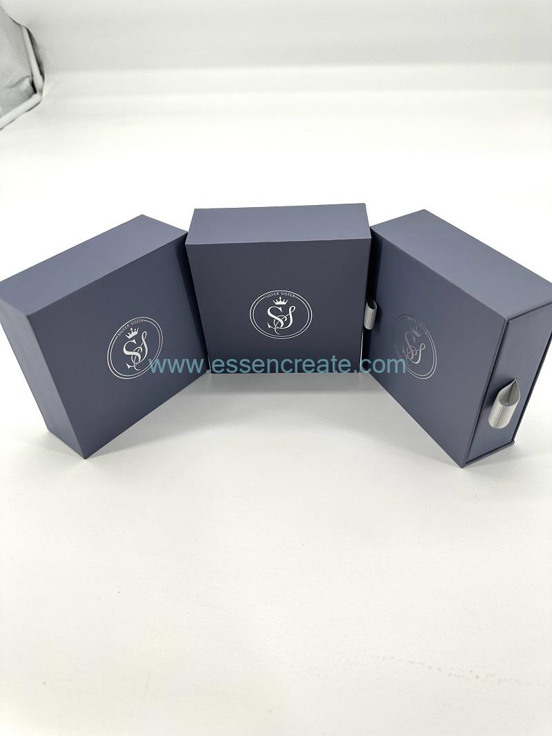 paper boxes with your own logo